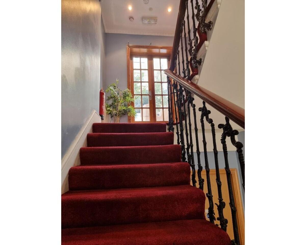 Fb2-Fantastic Basement Studio Good For 3 Near Hyde Park Londen Buitenkant foto