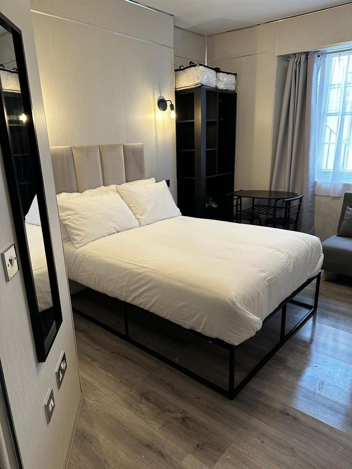 Fb2-Fantastic Basement Studio Good For 3 Near Hyde Park Londen Buitenkant foto